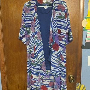 Size 16 lot of Lularoe clothing